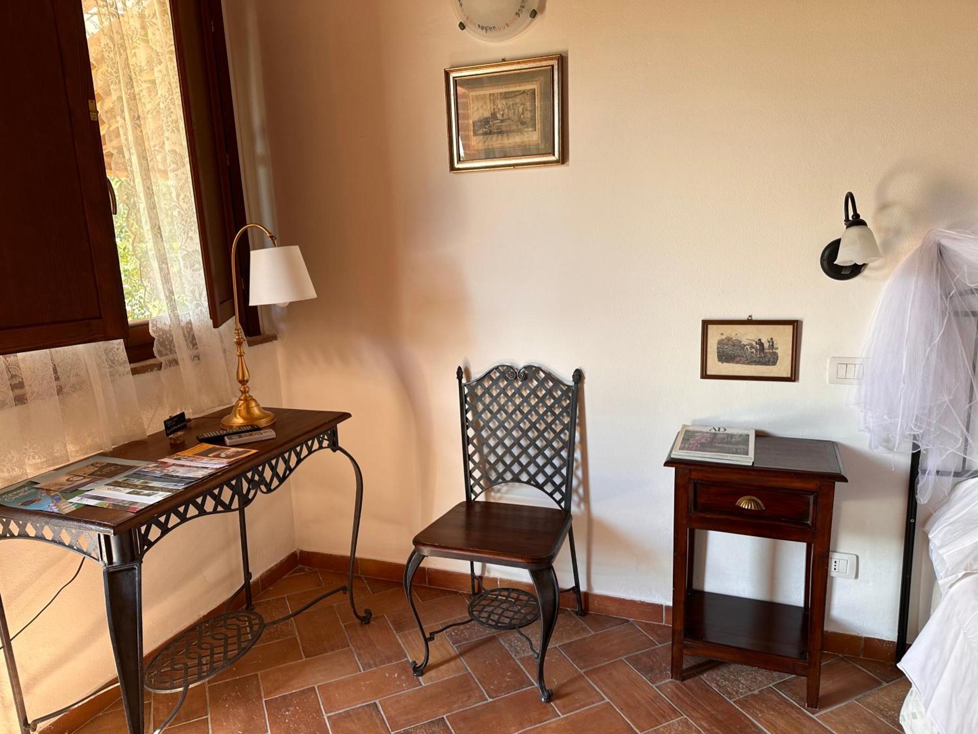 Agriturismo Il Puntoncino Марсилиана Экстерьер фото